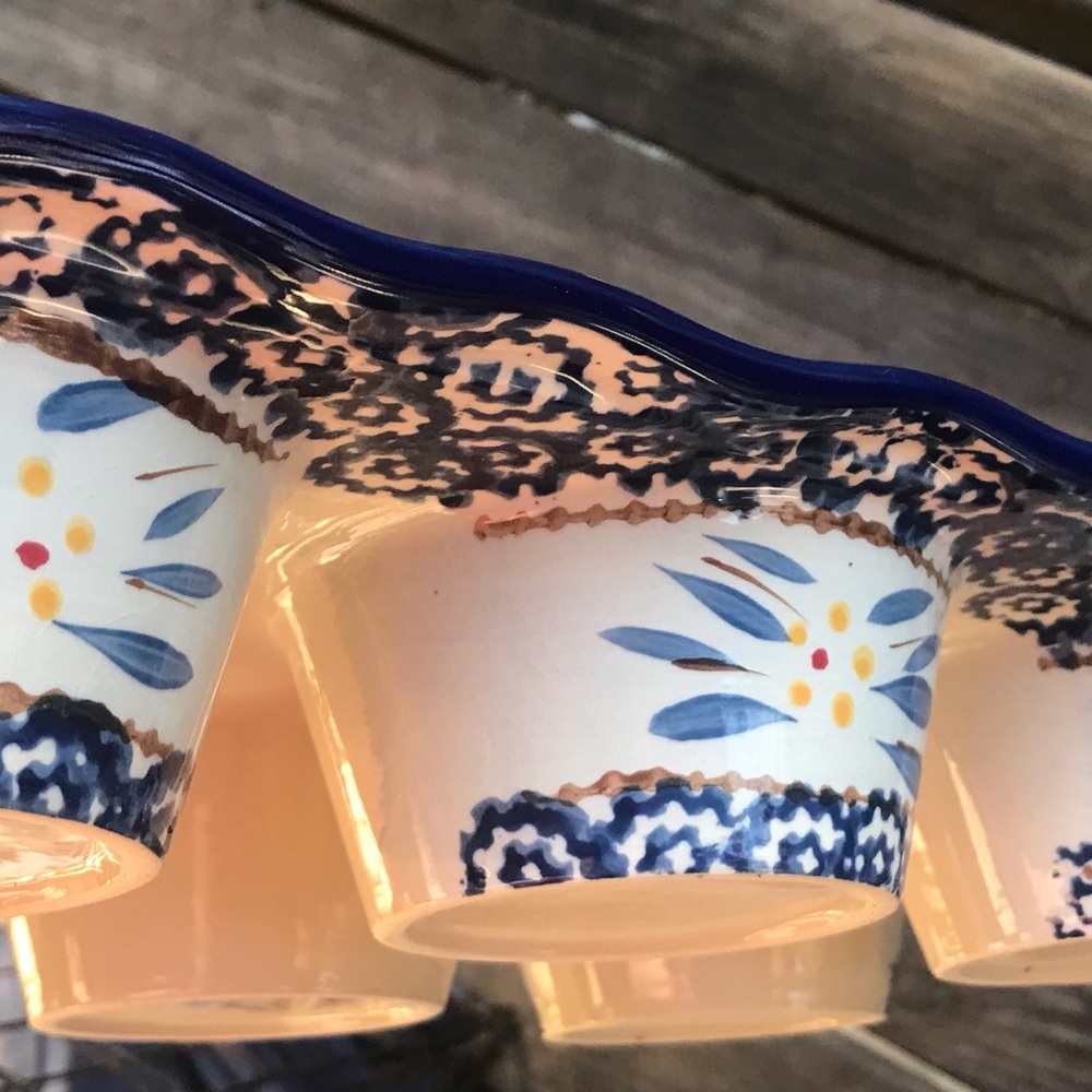 Deep Muffin Pan by Temp-Tations BRAND NEW